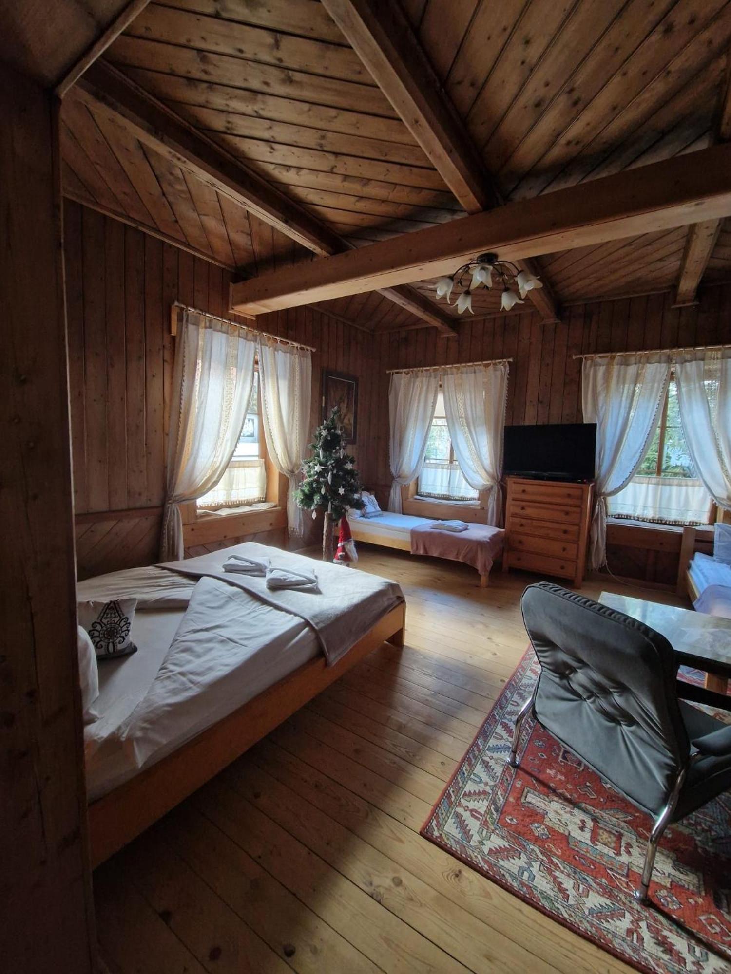 Konradowka - Debowy, Klonowy, Kosowka I Limba Apartment *